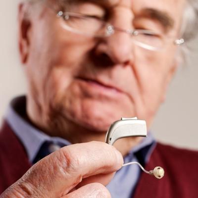 ¿Qué es lo que no debemos hacer con nuestro audífono? ¿Qué es lo que no debemos hacer con nuestro audífono?