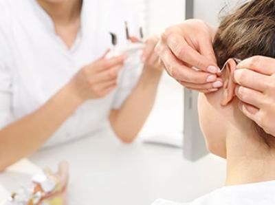 Los amplificadores de sonido y el daño que producen en la audición Los amplificadores de sonido y el daño que producen en la audición