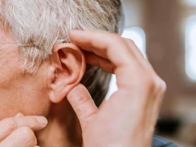 Los problemas de audición consecuencia de la COVID19
