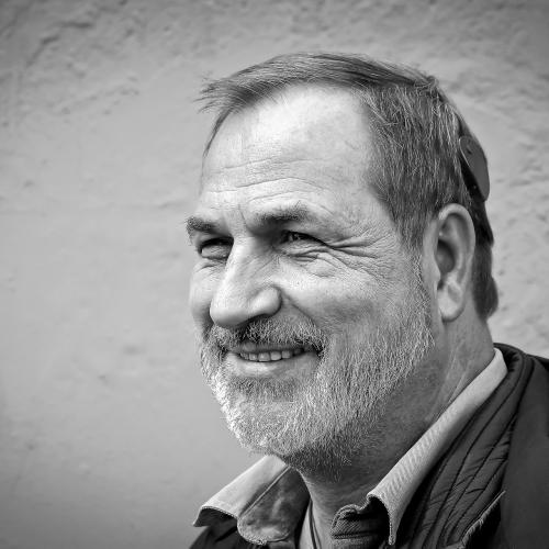 Audífonos con auricular en el oído Audifonos Gran Via Bilbao